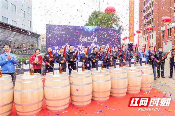 湘江醇香飄向世界 20萬瓶湖南威士忌出口歐美，創國內烈酒出口歷史新高